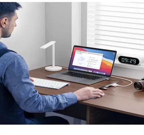 USB šakotuvas