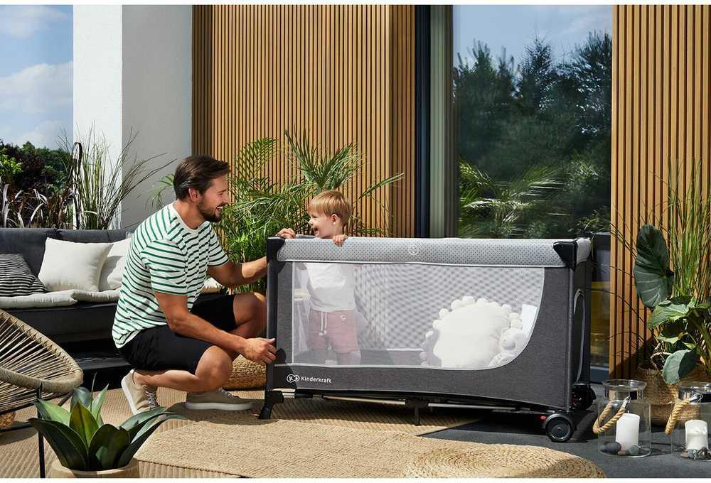 KINDERKRAFT kelioninė lovelė LEODY, pilka, KCLEOD00GRY0000