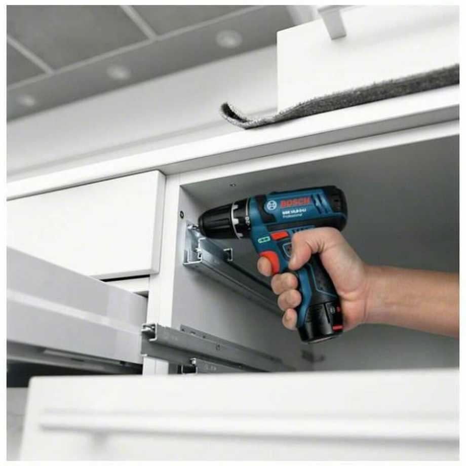Bosch GSB 12V-15, BG 2x2.0, 20 ACC, 12V-20