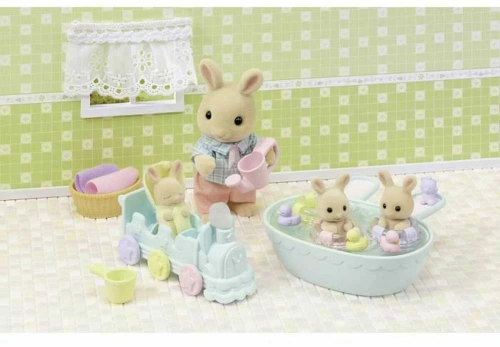 Sylvanian Families Epoch Figūrėlės biszkoptinių trynių kiškučių vonelėje rinkinys
