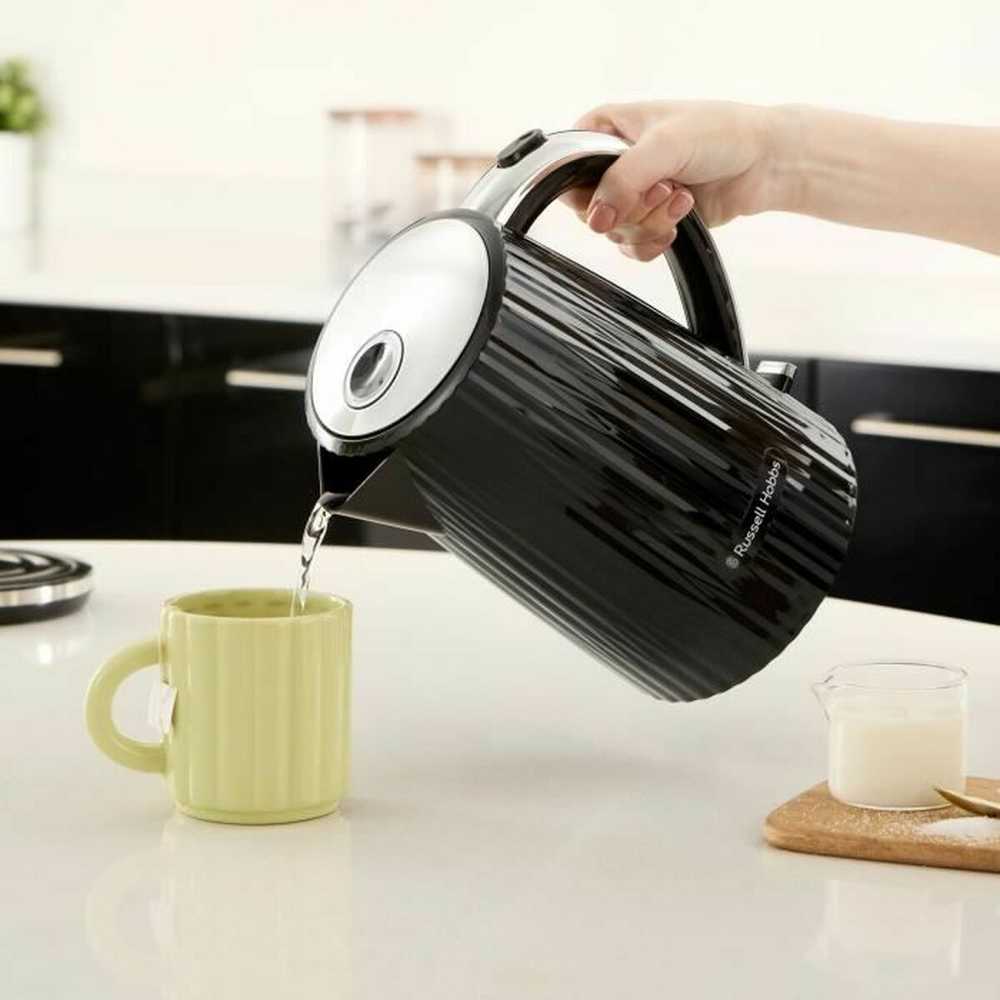 Russell Hobbs Eden virdulys, juodas, 1,7 l