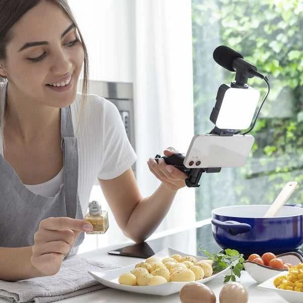 Vloginimui skirtas rinkinys su šviesa, mikrofonu ir nuotolinio valdymo pultu Plodni InnovaGoods 6 Dalys
