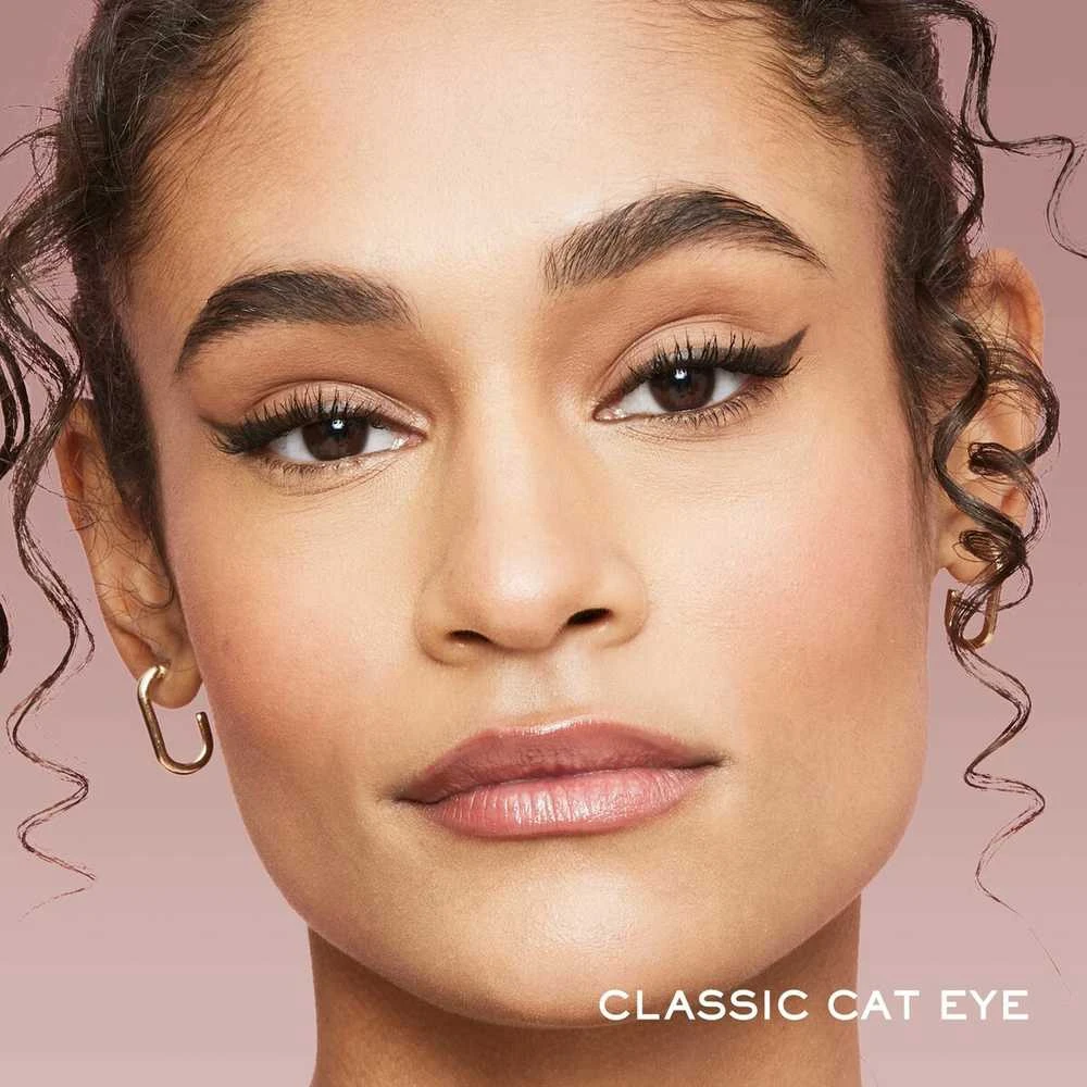 Lancôme Idôle (Atsparus vandeniui Liner) 1 ml, 02 Syrup Brown