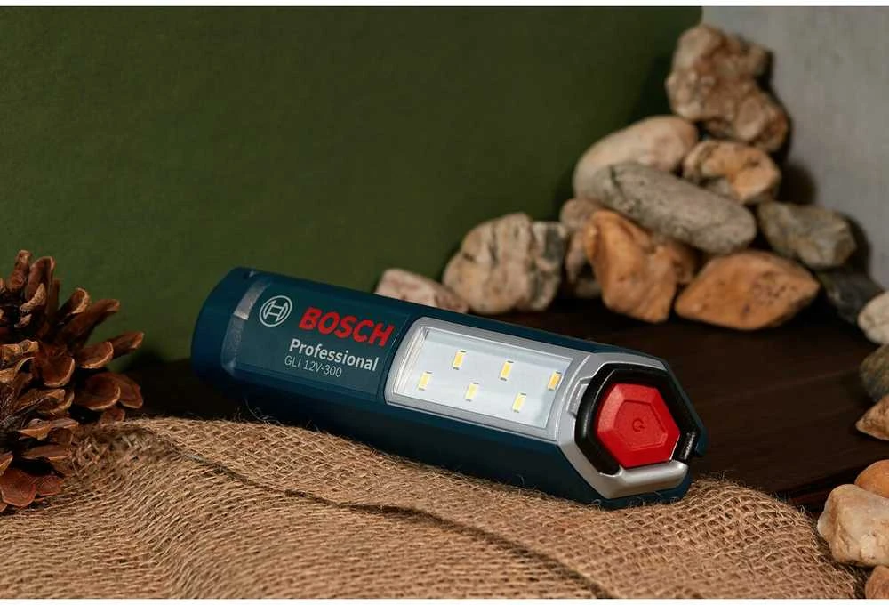 Bosch Akumuliatorinis prožektorius GLI 12V-300 be akumuliatoriaus ir kroviklio