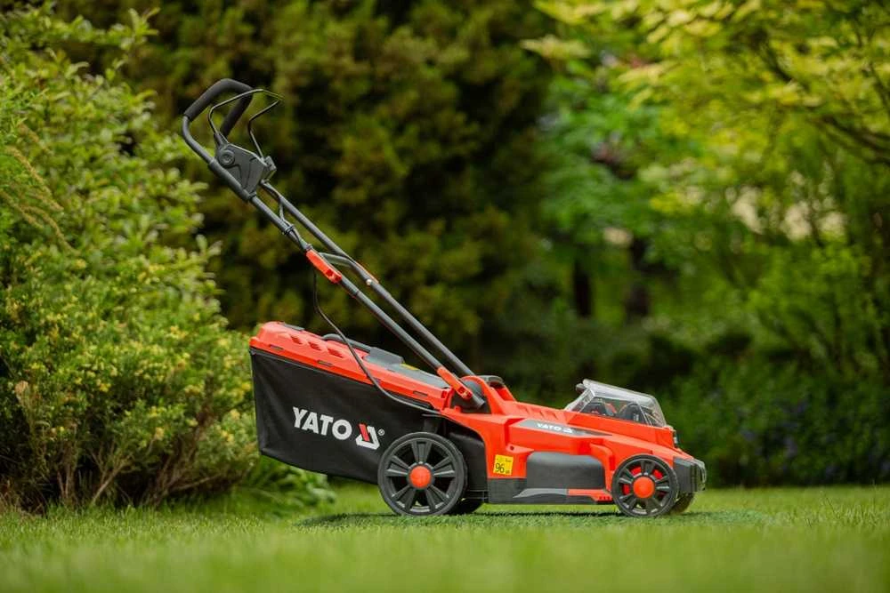 36 V akumuliatorinė vejapjovė, 37 cm pjovimo plotis, su reguliuojamu aukščiu, akumuliatorinė vejapjovė, elektrinė vejapjovė