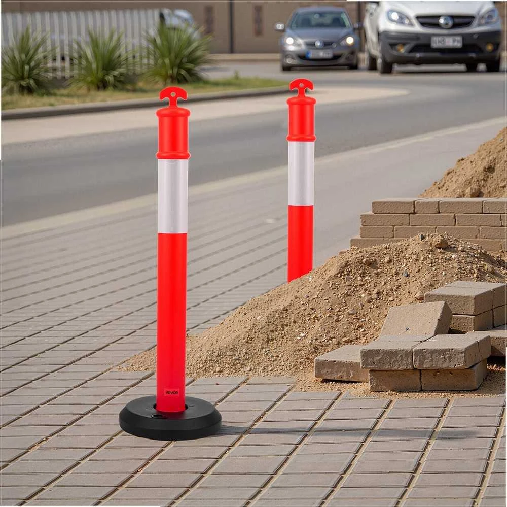 6 eismo nukreipimo stulpelių rinkinys, 1140 mm aukščio, su užpildomu pagrindu ir atspindinčiomis juostomis, raudoni saugos kūgiai statybvietėms, aikštelėms ir minios valdymui