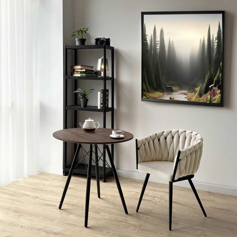Aksominis pintas krėslas Aston smėlio spalvos, patogi sėdynė, modernus dizainas, minkštas fotelis, valgomojo kėdė