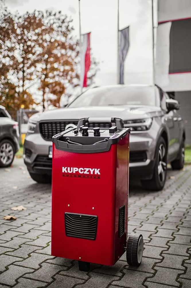 Kupczyk Akumuliatoriaus įkroviklis su paleidimo funkcija, 12V/24V didelės galios akumuliatoriaus įkroviklis, automobilio akumuliatoriaus įkroviklis sunkvežimiams ir furgonams