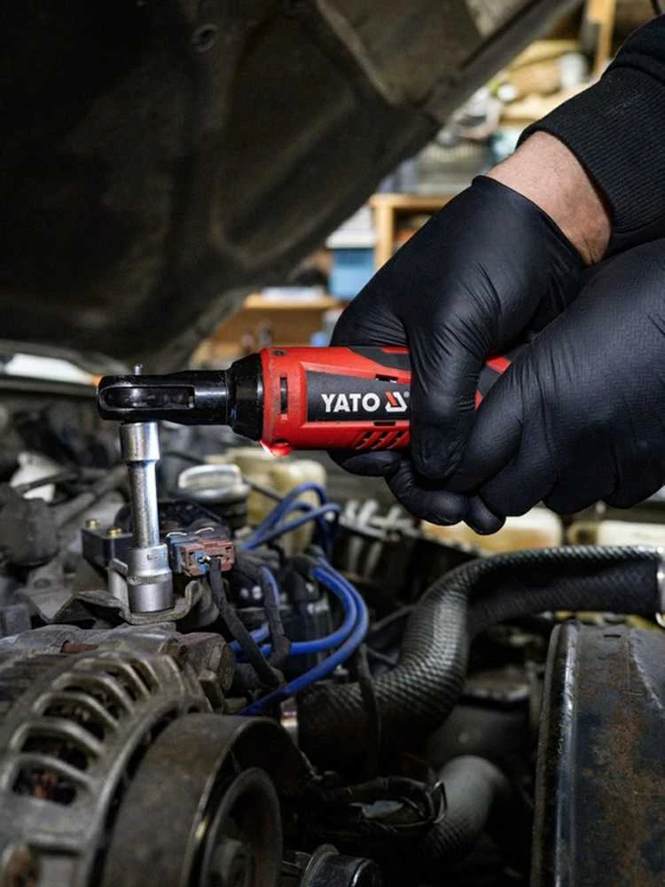 Akumuliatorinė terkšlė Yato YT-82902 45 Nm; 1/2''; 12 V; 1x2,0 Ah akum.