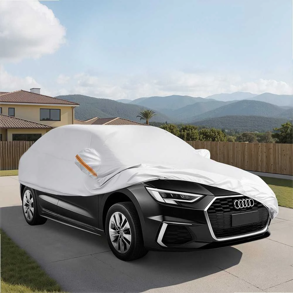 Automobilio uždangalas neperšlampamas vidutinio dydžio europietiškam sedanui, apsauga nuo visų oro sąlygų su užtrauktuku ir atspindinčiomis juostomis, sidabrinis tento užvalkalas