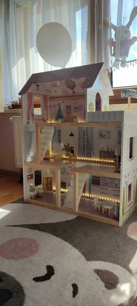 Boho Dollhouse Medinis lėlių namelis su baldais Boho LED, 78 cm
