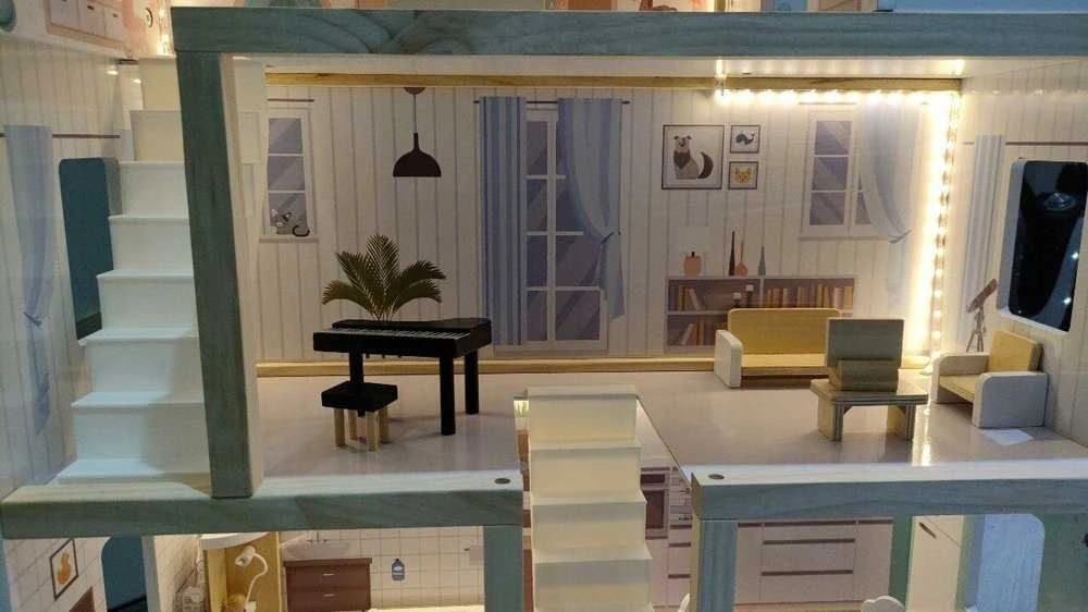 Boho Dollhouse Medinis lėlių namelis su baldais Boho LED, 78 cm