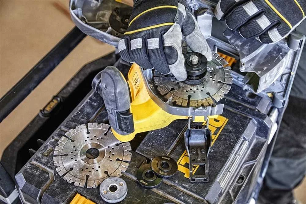 Akumuliatorinės mūro frezos DCG200NT korpusas, DeWalt