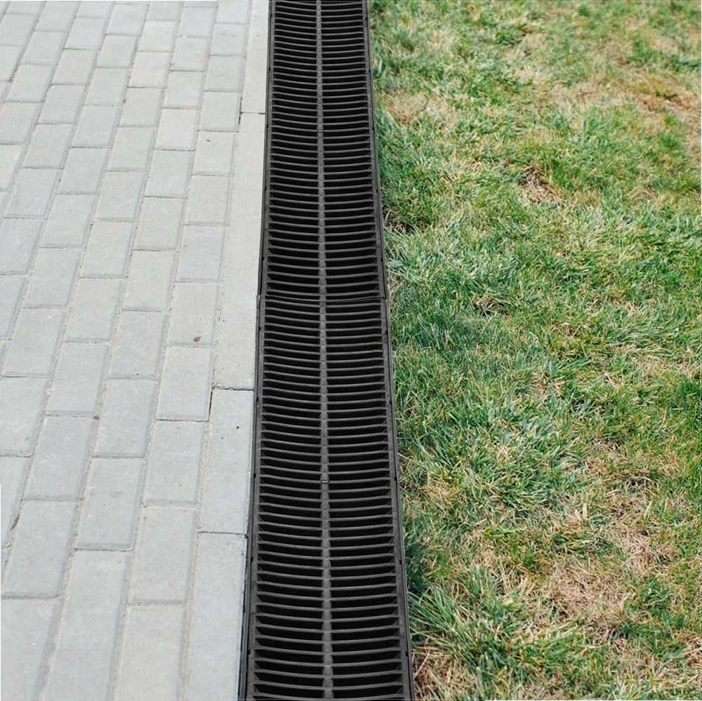 Drenažo latakų komplektas įvažiavimui su plastikinėmis grotelėmis, patvari HDPE medžiaga, sodams ir kiemams, paviršinio vandens nuvedimo sistema, lauko drenažo rinkinys