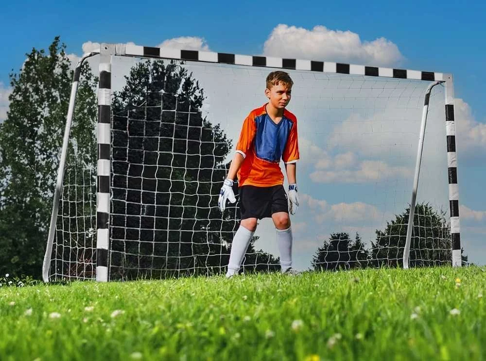 Futbolo treniruočių vartai 180 cm, su tinkleliu ir kuoliukais, metaliniai, vaikams, futbolo varteliai, treniruočių įranga
