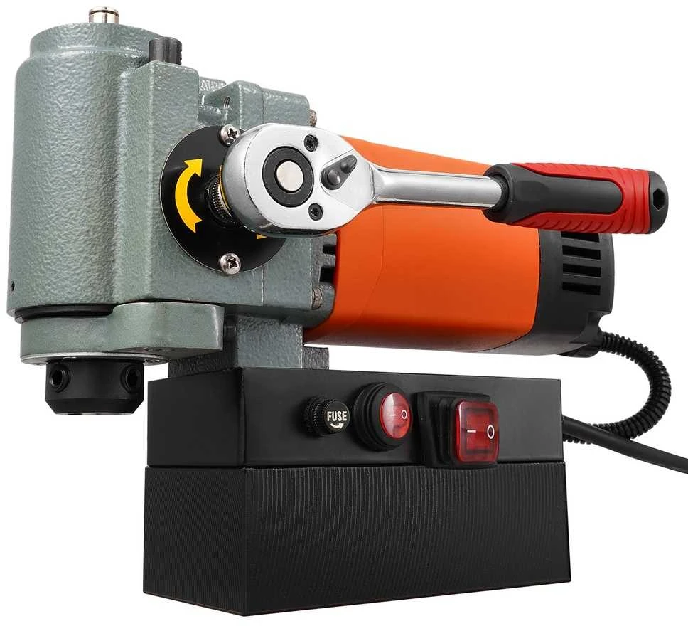 Magnetinis gręžimo stakles 1300W metalo gręžimui, žemo profilio nešiojamas magnetinis gręžtuvas, lengvas magnetinis šerdies gręžtuvas, kompaktiškas magnetinis gręžimo stakles