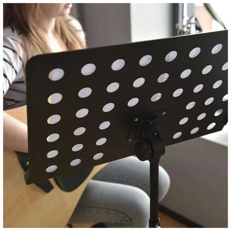 Muzikos stovas NN D5