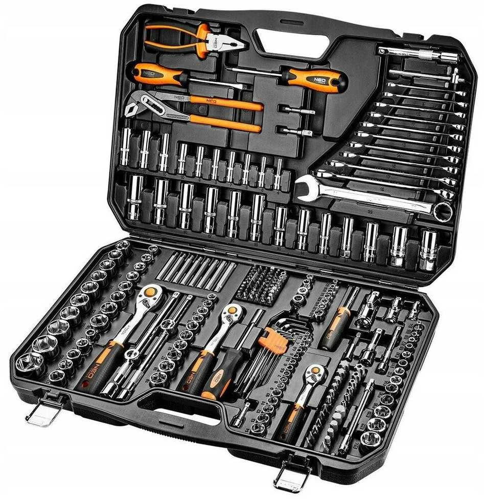 Neo Tools 233 dalių veržliarakčių rinkinys su reketiniais raktais, atsuktuvais ir replėmis