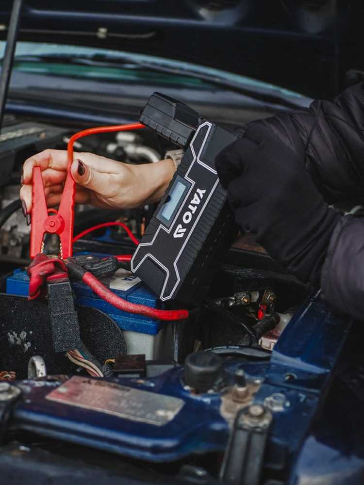 Nešiojamas užvedimo įrenginys, 12000mAh su LCD ekranu, automobiliams, motociklams ir avariniam maitinimui