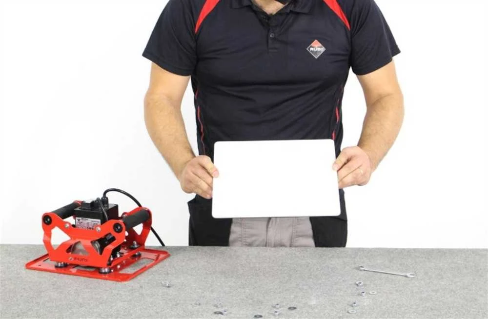 Plytelių vibratorius didelio formato plytelėms, su vibracijos mažinimo sistema, elektrinis plytelių vibratorius, Rubi plytelių montavimo įrankis