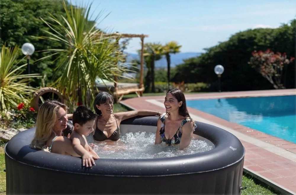 Pripučiamas kubilas, 6 asmenims, lauko SPA su hidromasažu, pilkas ir baltas pripučiamas SPA, nešiojamas SPA sodui
