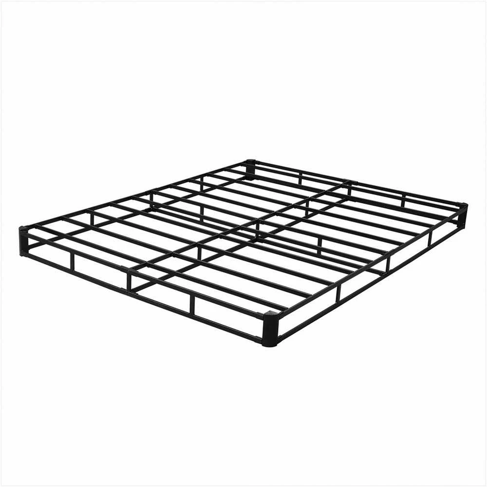 Queen Size čiužinio pagrindo rėmas su plaunamu audiniu, tvirtas metalinis pagrindas, lengvas surinkimas, saugūs kampai, vietą taupantis dizainas, miegamojo lova