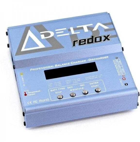 Redox Delta įkroviklis su integruotu maitinimo šaltiniu
