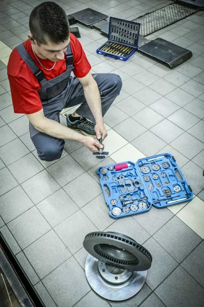 Stabdžių Suporto Stūmoklio Atitraukimo Įrankių Rinkinys, 35 Dalių Rinkinys Automobilių Remontui, Universalus Stabdžių Suporto Kompresorius