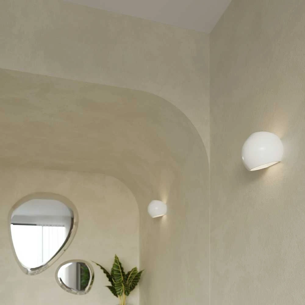 Sollux Lighting Lakuotas sieninis šviestuvas GLOBE baltas blizgesys