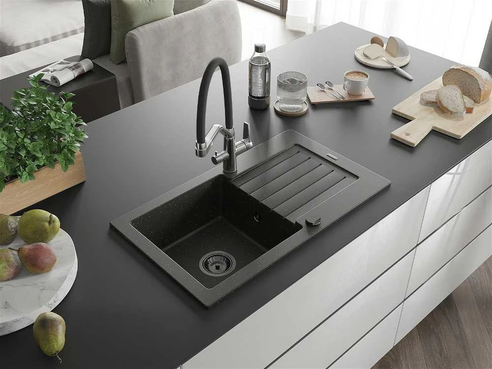 Granitinė virtuvinė plautuvė Mexen Pablo su maišytuvu ir sifonu, Metallic juodas/auksinis+Juodas/Chrome