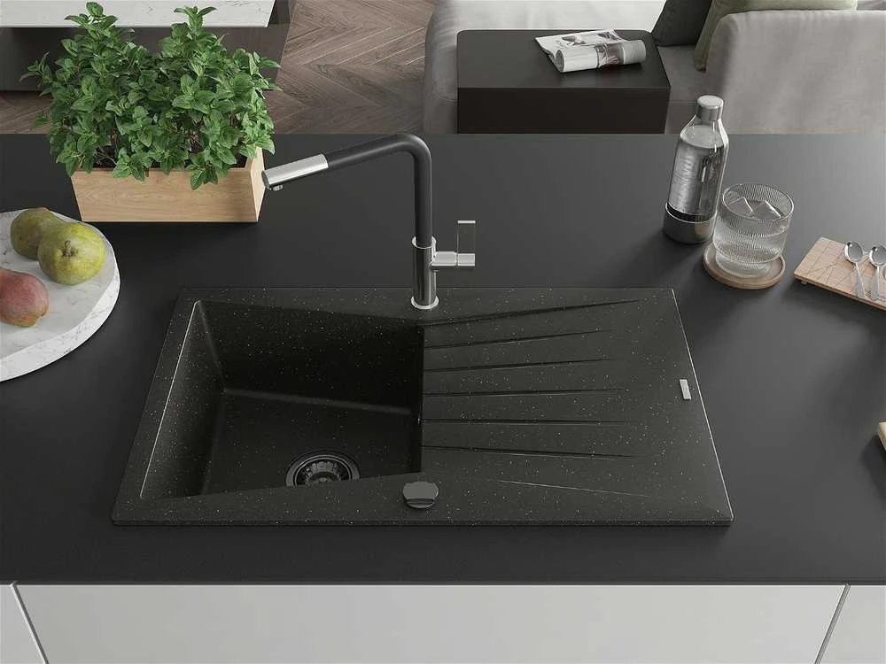 Granitinė virtuvinė plautuvė Mexen Cesar su maišytuvu ir sifonu, Metallic juodas/auksinis+Juodas/Chrome