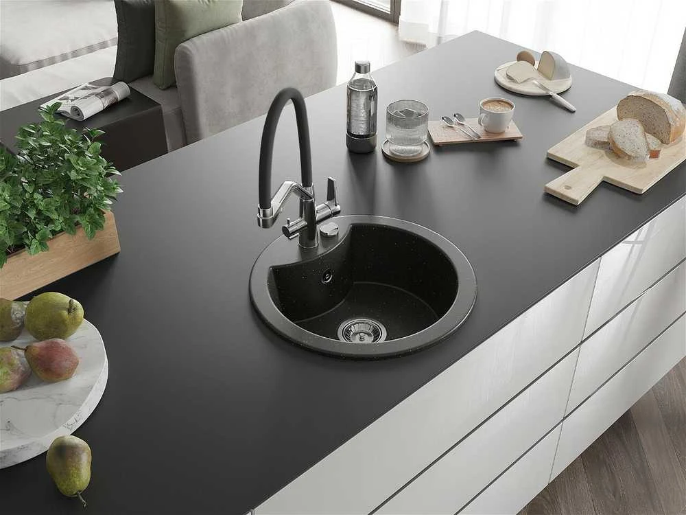 Granitinė virtuvinė plautuvė Mexen Diego su maišytuvu ir sifonu, Metallic juodas/auksinis+Juodas/Chrome