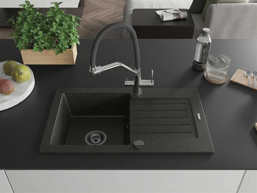 Granitinė virtuvinė plautuvė Mexen Pablo su maišytuvu ir sifonu, Metallic juodas/auksinis+Juodas/Chrome