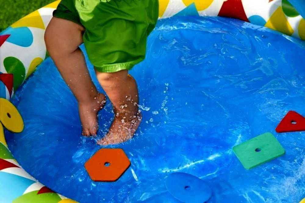 BESTWAY pripučiamas baseinas Splash & Learn, 1.20m x 1.17m x 46cm, 52378