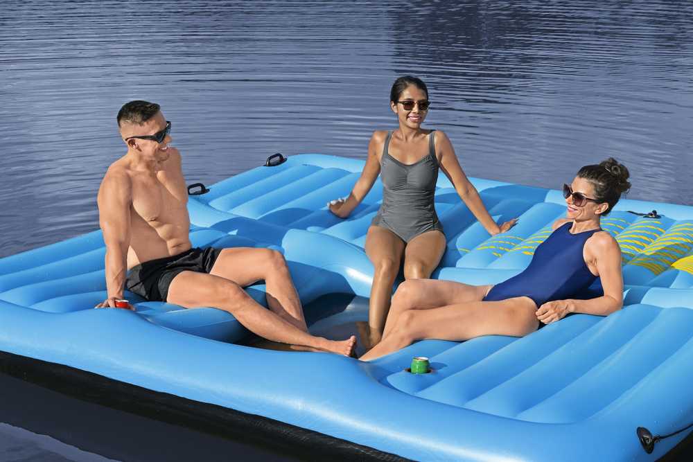 HYDRO-Force Island + Slide 376x311cm BestWay