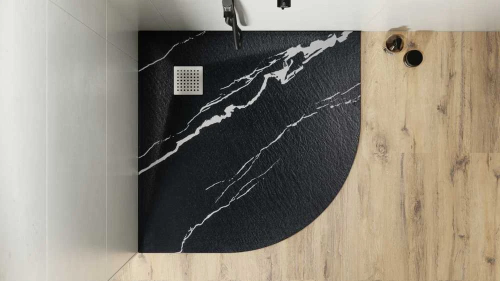 Pusapvalis dušo padėklas Besco Vexo Marble Juodas, 90 x 90 cm