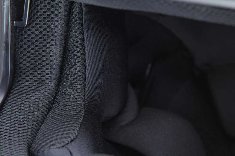 Šalmas SCORPION EXO-1400 Evo 2 AIR SOLID Blizgus juodas
