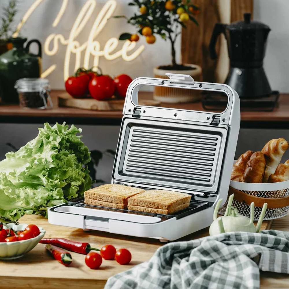 Sumuštinių keptuvas Adler AD 3070W sumuštinių keptuvė Baltas