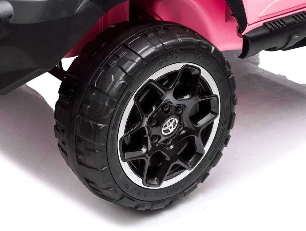 Jokomisiada Automobilį varo didelė Toyota Hilux 2 asmenų baterija PA0250