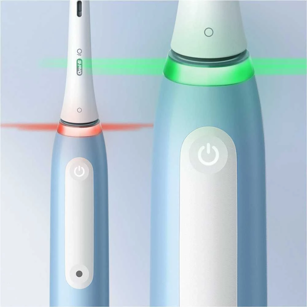 Oral-B | Elektrinis dantų šepetėlis | iO3 Series | Įkraunamas | Suaugusiems | Šepetėlių skaičius galvutės įeina 1 | Number of teeth brushing modes 3 | Ice Mėlyna