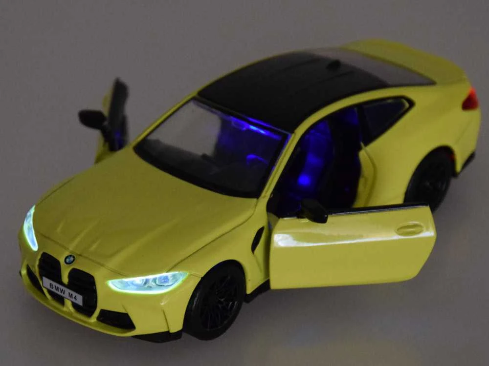 Jokomisiada Metalo automobilio modelis BMW M4 skalė 1:32 Šviesos ZA4617 garsai