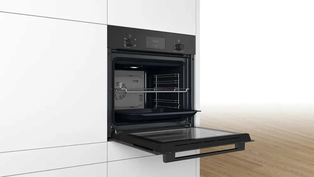 Bosch Orkaitė | HBF133BA1 | 66 l | Elektrinė | „EcoClean“ | Rankenėlės | Aukštis 59,5 cm | Plotis 59,4 cm | Juoda
