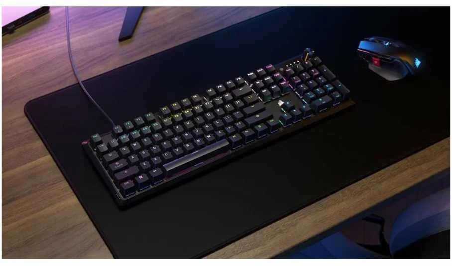 CORSAIR K70 RGB CORE Mechaninė klaviatūra žaidimams RGB LED pašvietimas CORSAIR Linear Raudona Juodas