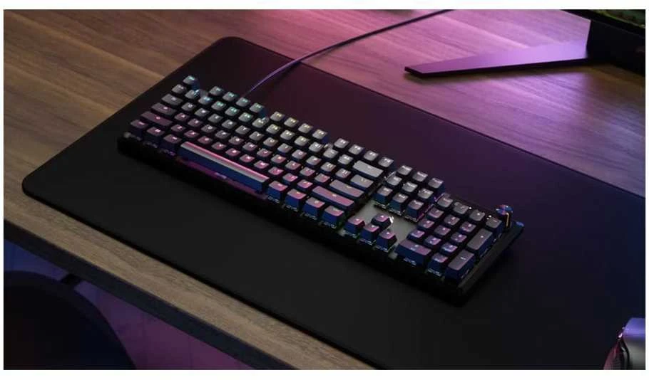 CORSAIR K70 RGB CORE Mechaninė klaviatūra žaidimams RGB LED pašvietimas CORSAIR Linear Raudona Juodas