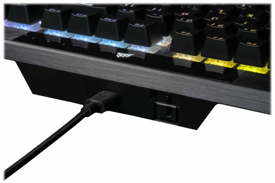 Corsair Mechaninė klaviatūra žaidimams with PBT DOUBLE SHOT PRO Keycaps | K70 RGB PRO | Klaviatūra žaidimams | su laidu | Nordic | Juodas | CHERRY MX SPEED