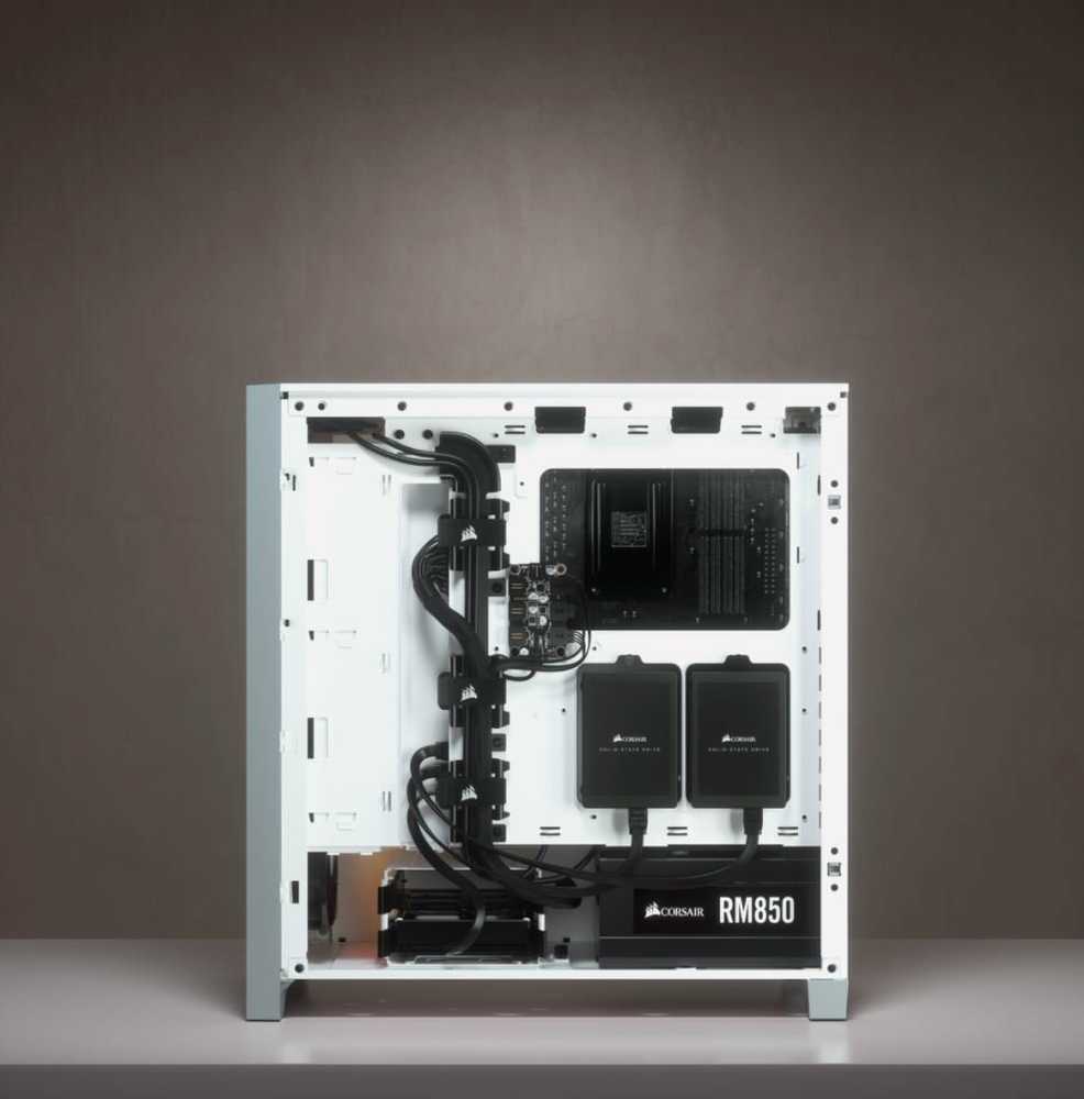 Korpusas Corsair iCUE 4000X RGB, tempered glass, baltas