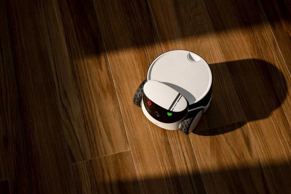 Enabot | Šeimos roboto IP kamera | ROLA PetPal