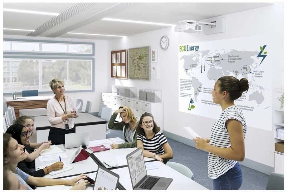 Projektorius Epson | EB-760W | WXGA (1280x800) | 4100 ANSI liumenų | Balta | Wi-Fi