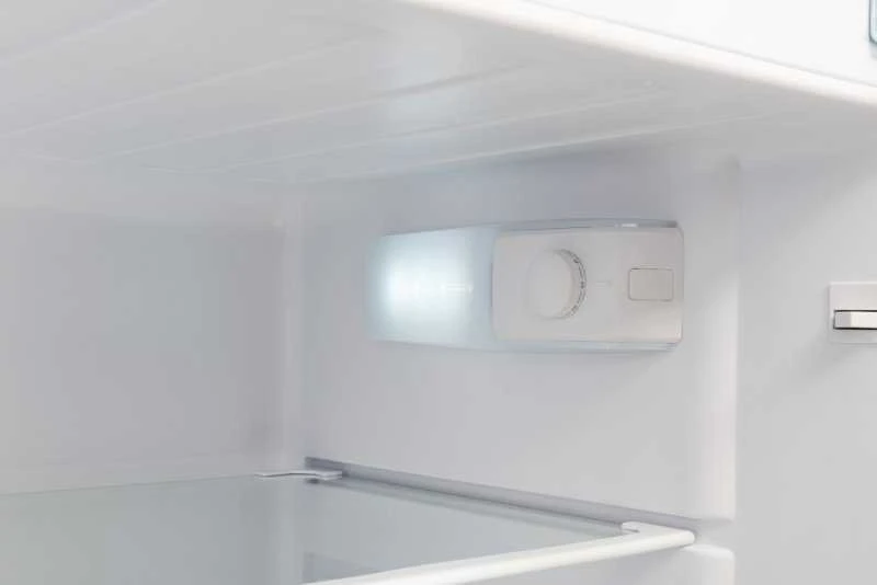 ETA Šaldytuvas su šaldikliu viršuje, 123 cm | ETA174490000E