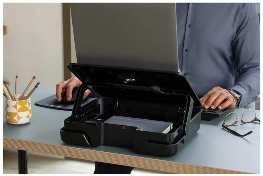 Fellowes | Breyta 2in1 Nešiojamas kompiuteris Carry Case/Nešiojamas kompiuteris Riser | 384 x 308 x 89 mm | Juodas